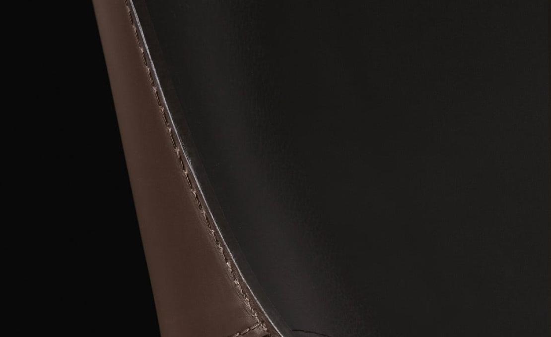 Кресло от фабрики Poliform модель Stanford Arm