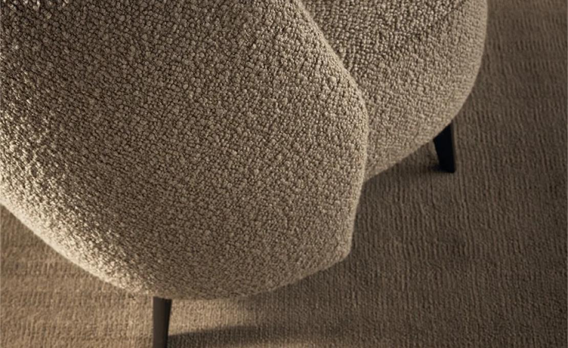 Кресло от фабрики Poliform модель UYPL066