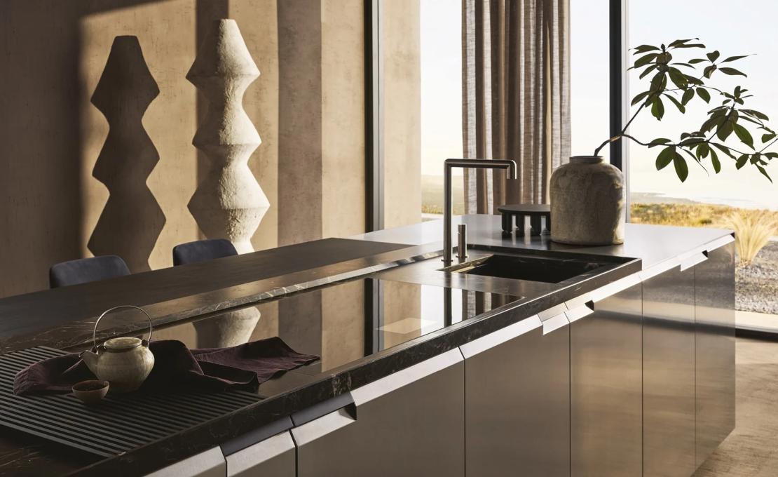 Кухни от фабрики Poliform модель Shape Kitchen