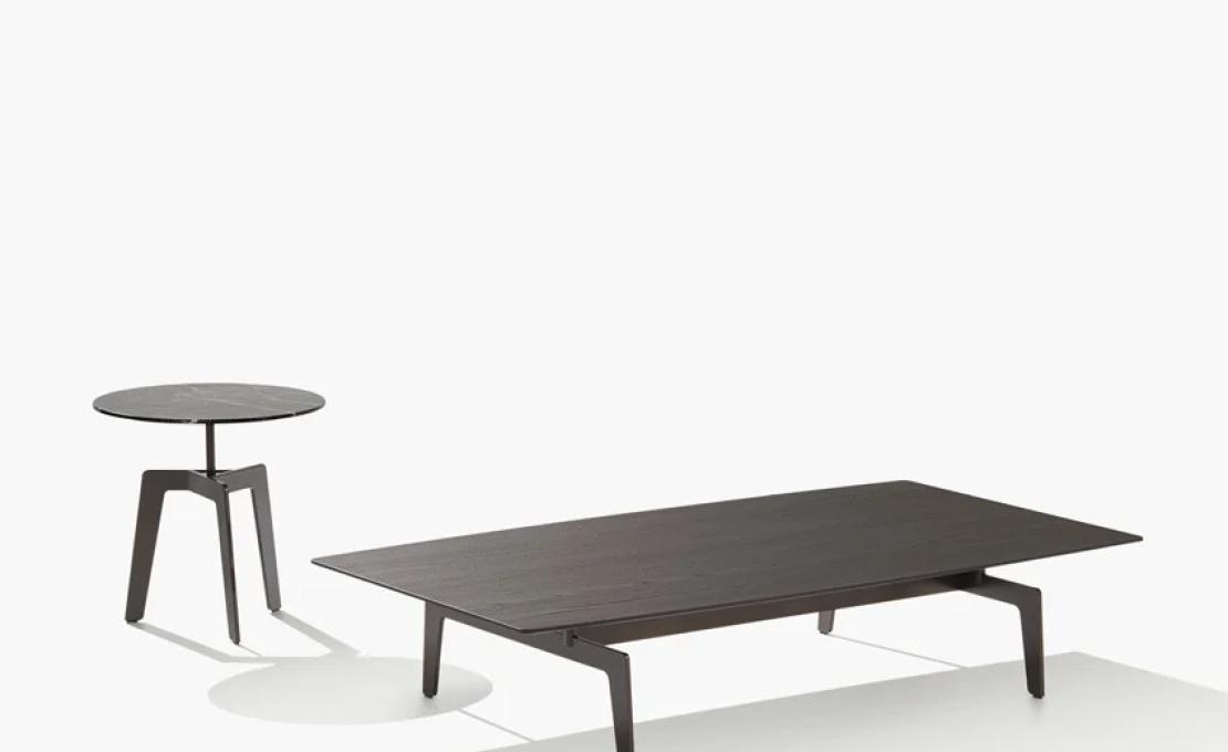 Журнальный столик от фабрики Poliform модель Tribeca  