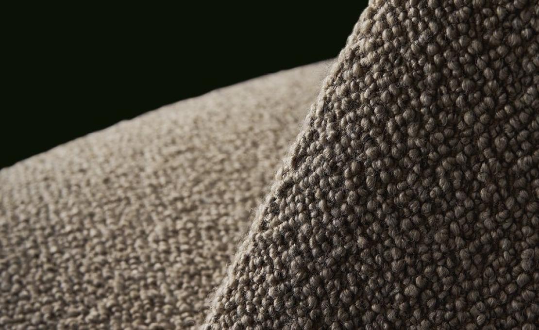 Кресло от фабрики Poliform модель UYPL066