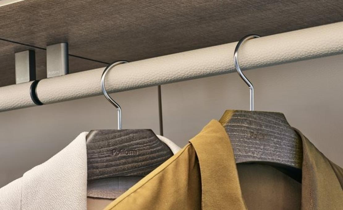 Шкафы от фабрики Poliform модель Ubik Walk-in Closet