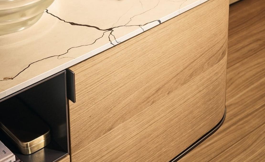 Сервант от фабрики Poliform модель Symphony Sideboard