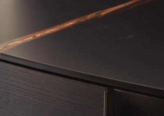 Сервант от фабрики Poliform модель Symphony Sideboard