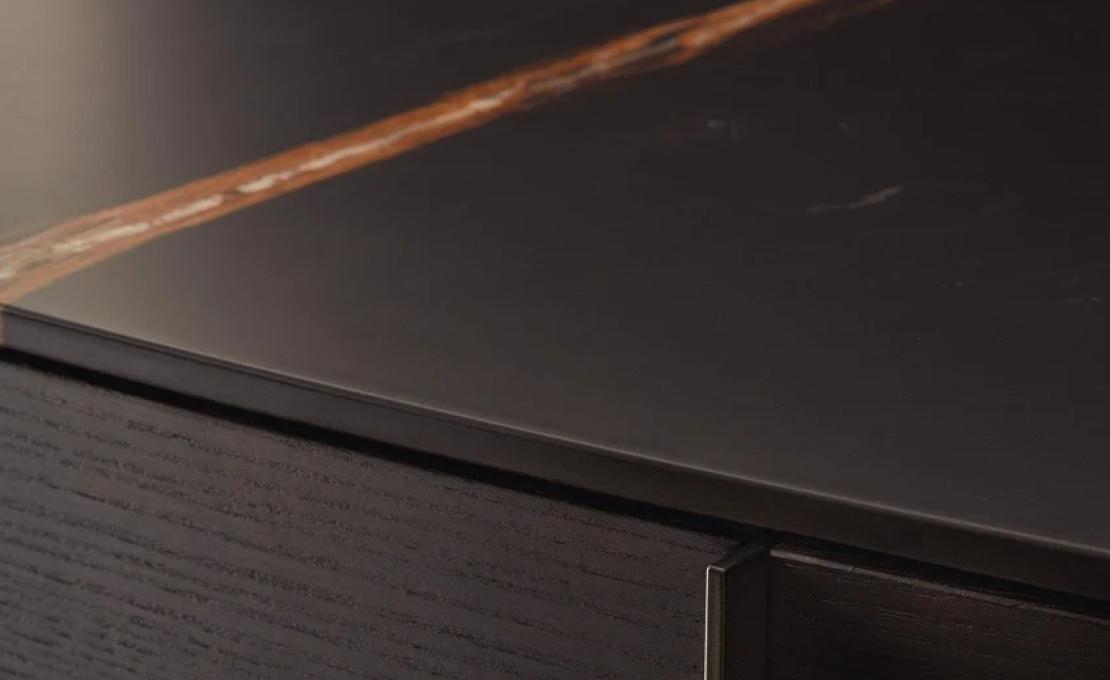 Сервант от фабрики Poliform модель Symphony Sideboard