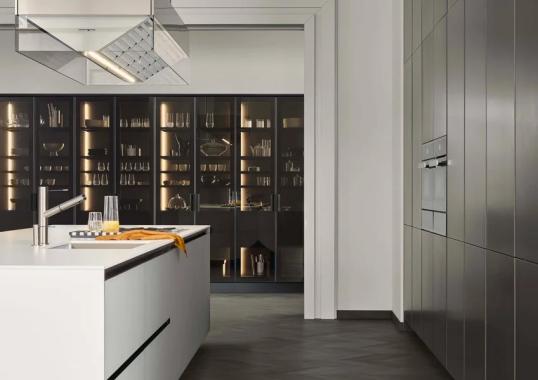 Кухни от фабрики Poliform модель Twelve Kitchen