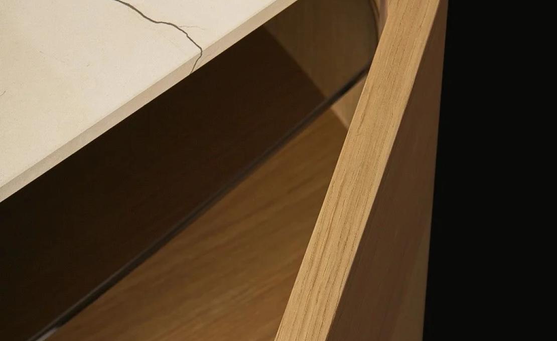 Сервант от фабрики Poliform модель Symphony Sideboard