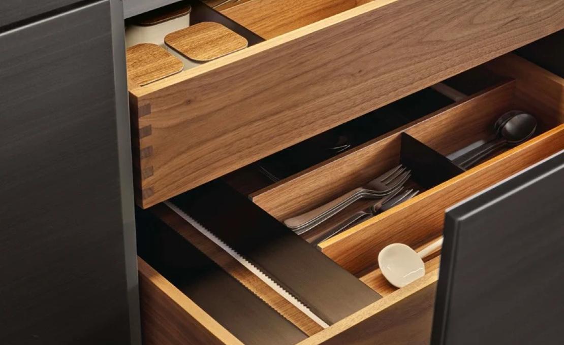 Кухни от фабрики Poliform модель Twelve Kitchen
