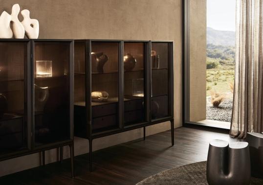 Барный стул от фабрики Poliform модель Ube 