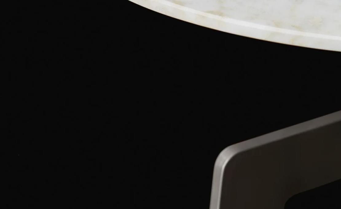 Журнальный столик от фабрики Poliform модель Tribeca  