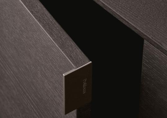 Сервант от фабрики Poliform модель Symphony Sideboard