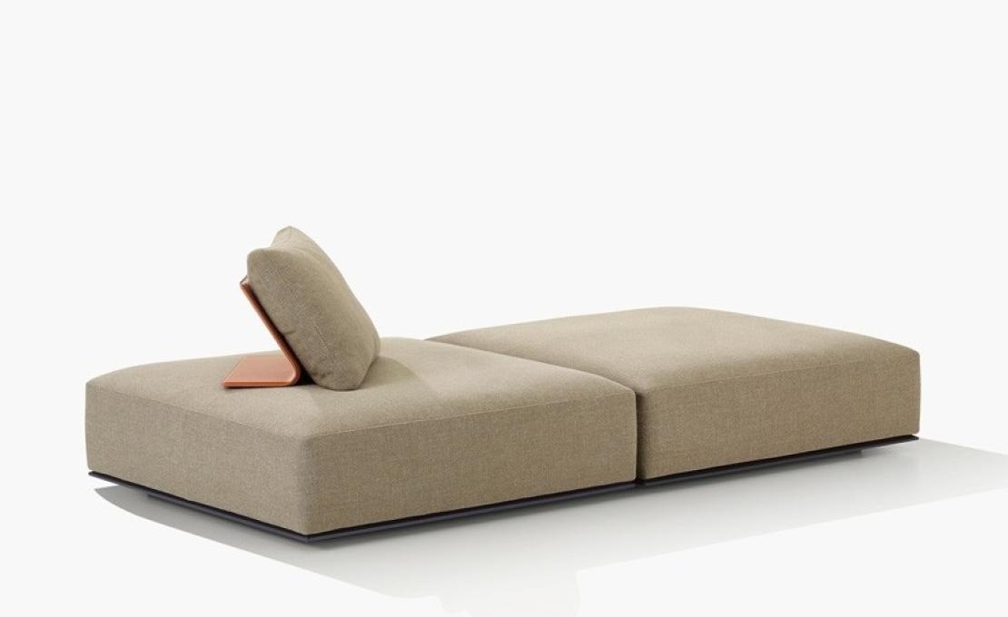 Диван от фабрики Poliform модель Westside Sofa 