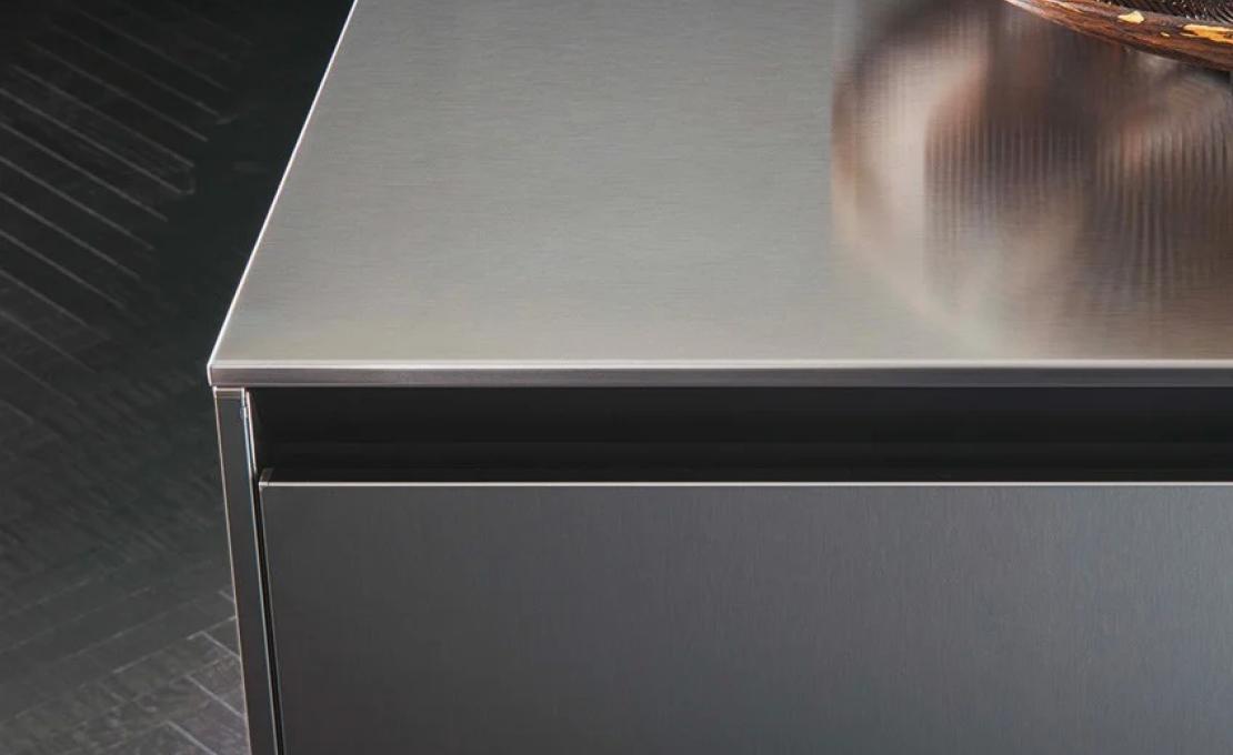 Кухни от фабрики Poliform модель Twelve Kitchen