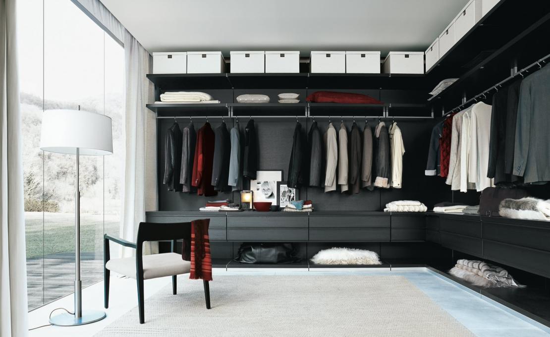 Шкафы от фабрики Poliform модель Ubik Walk-in Closet