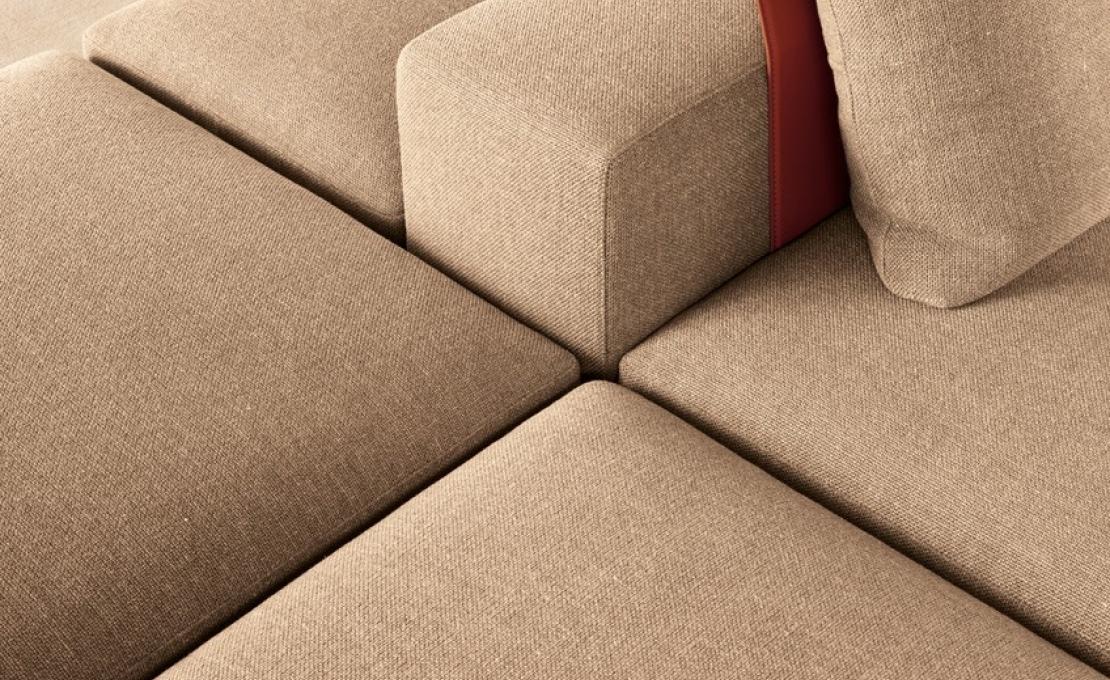 Диван от фабрики Poliform модель Westside Sofa 