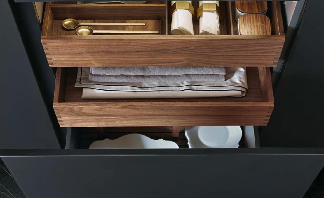 Кухни от фабрики Poliform модель Twelve Kitchen