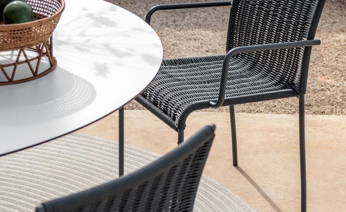 Уличное кресло от фабрики Potocco модель 688/PXXL