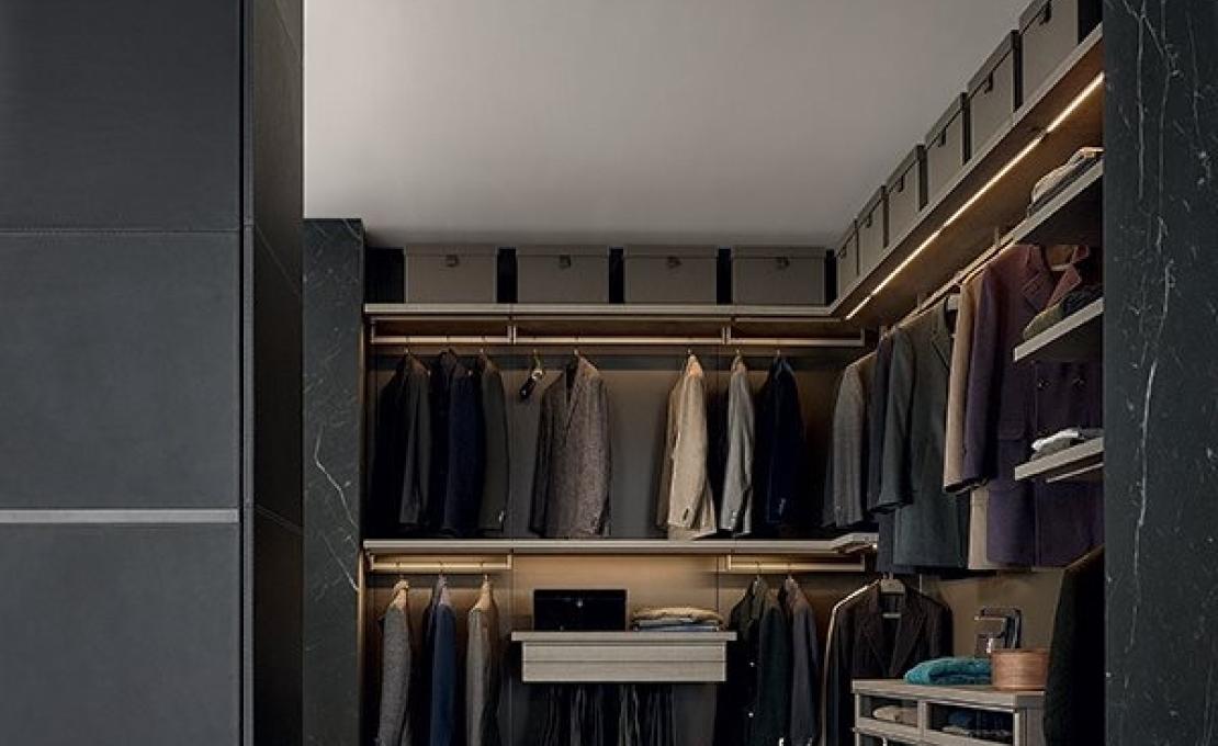 Шкафы от фабрики Poliform модель Ubik Walk-in Closet