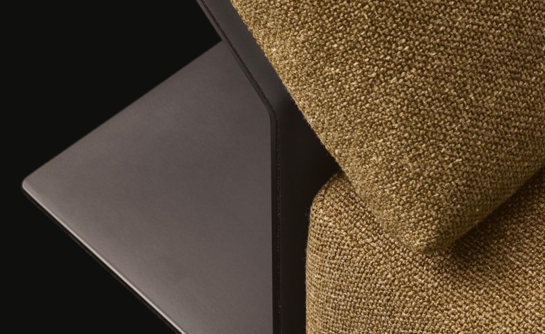 Диван от фабрики Poliform модель Westside Sofa 