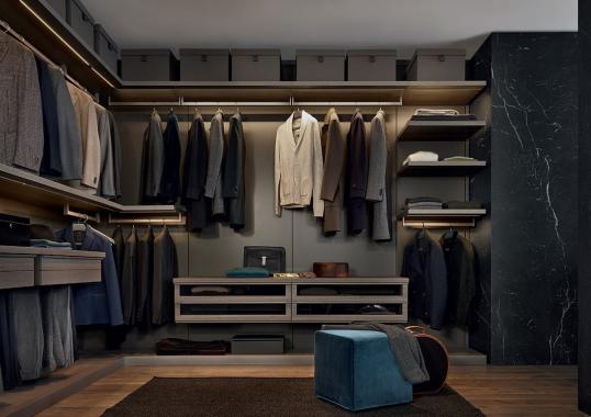 Шкафы от фабрики Poliform модель Ubik Walk-in Closet