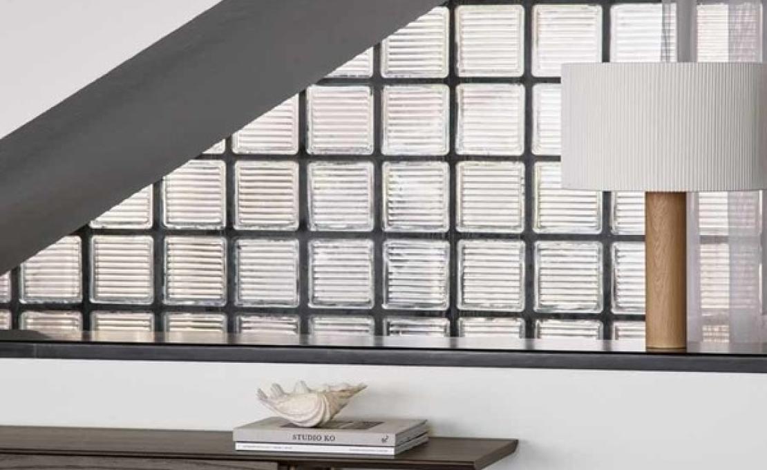 Стеллаж для книг от фабрики Potocco модель ARIAL BOOKSHELF