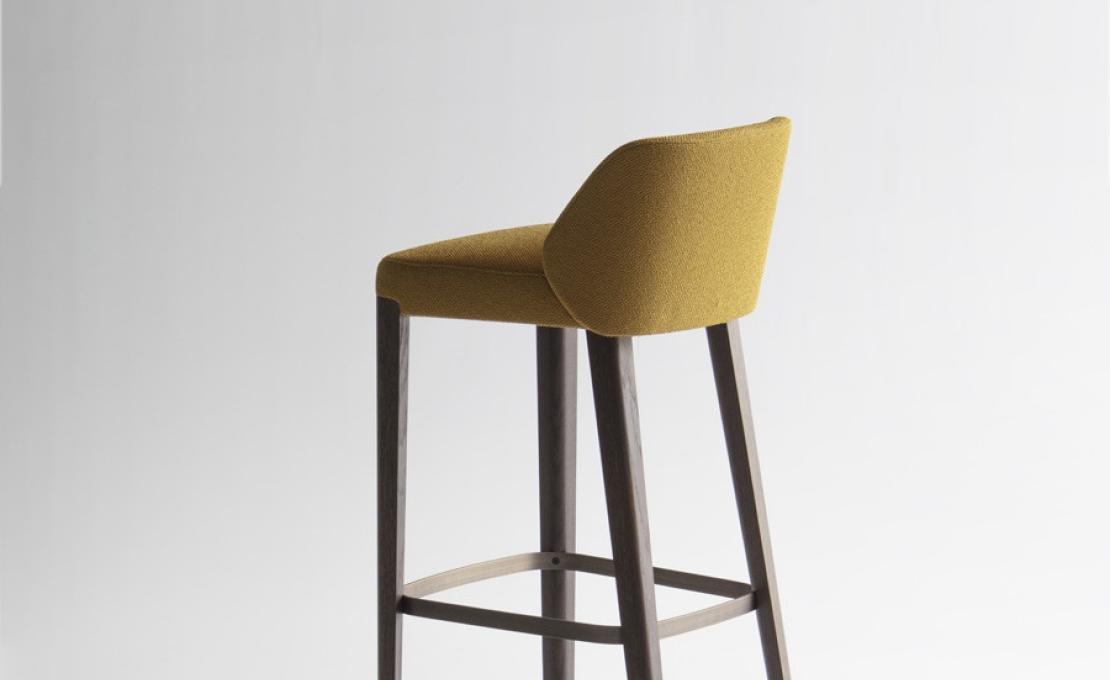 Барный стул от фабрики Potocco модель CONCHA 