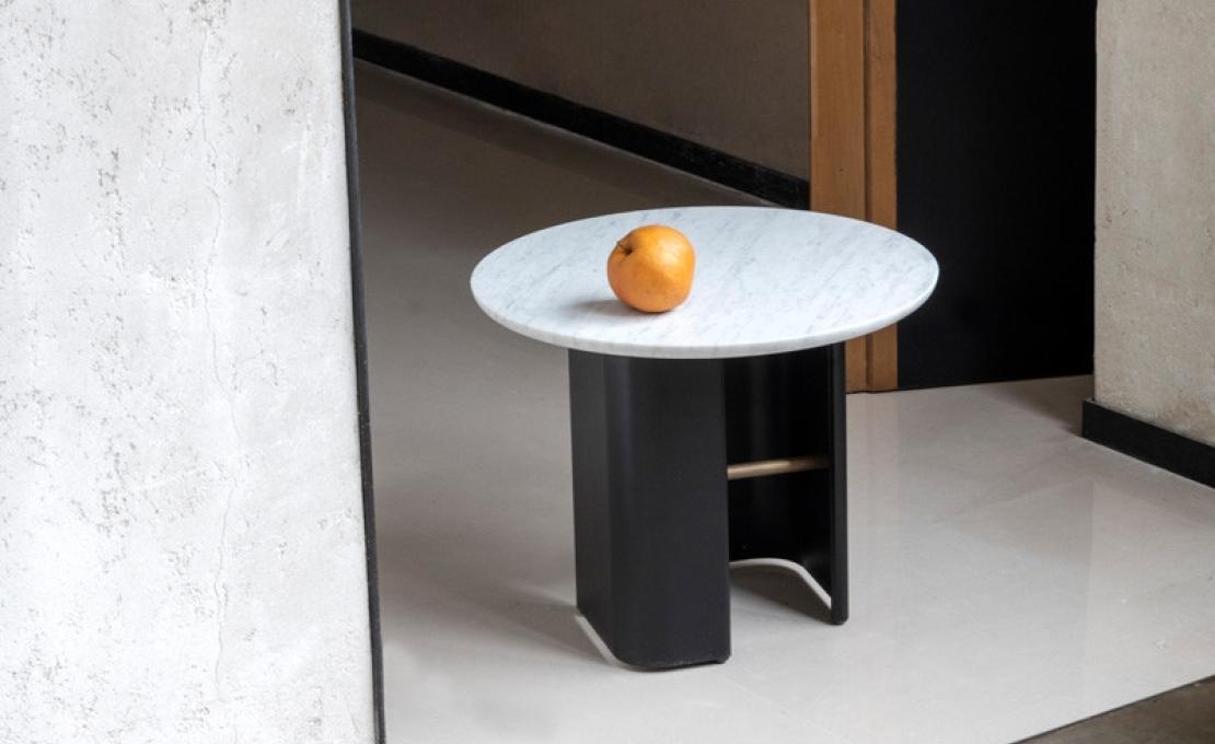 Журнальный столик от фабрики Potocco модель 952/TC