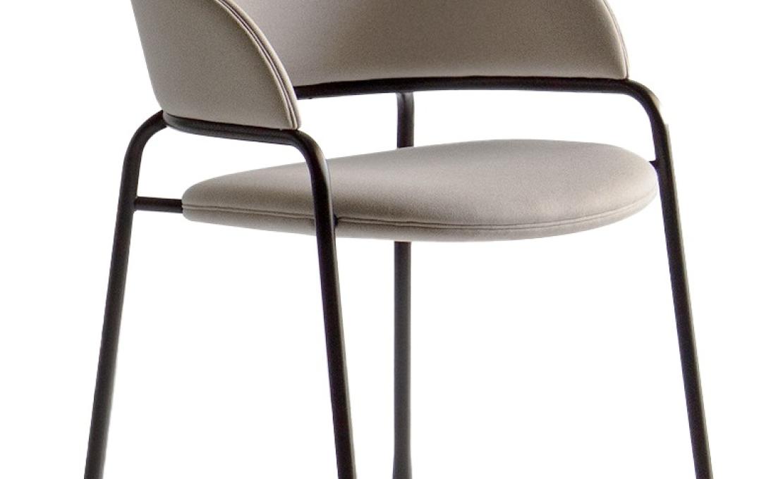 Кресло от фабрики Potocco модель 946/P Fast Small Arm