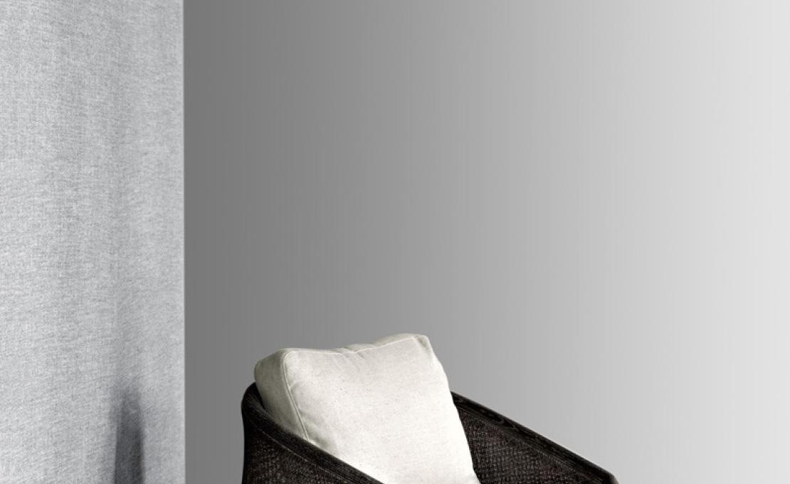 Кресло от фабрики Potocco модель 834/PB