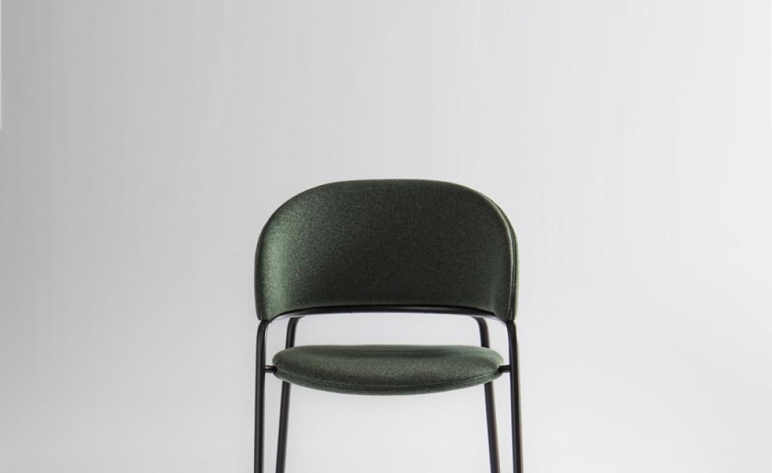 Кресло от фабрики Potocco модель 946/P Fast Small Arm