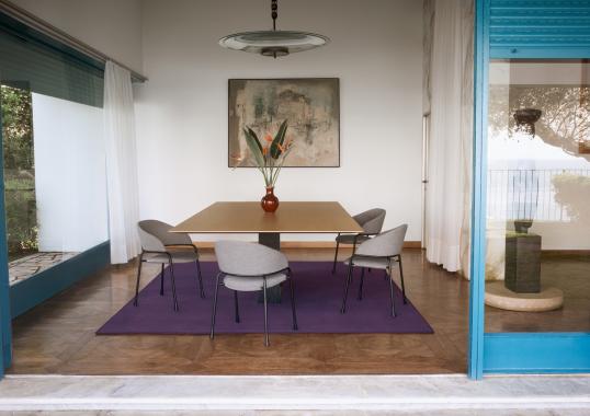 Кресло от фабрики Potocco модель 946/P Fast Small Arm