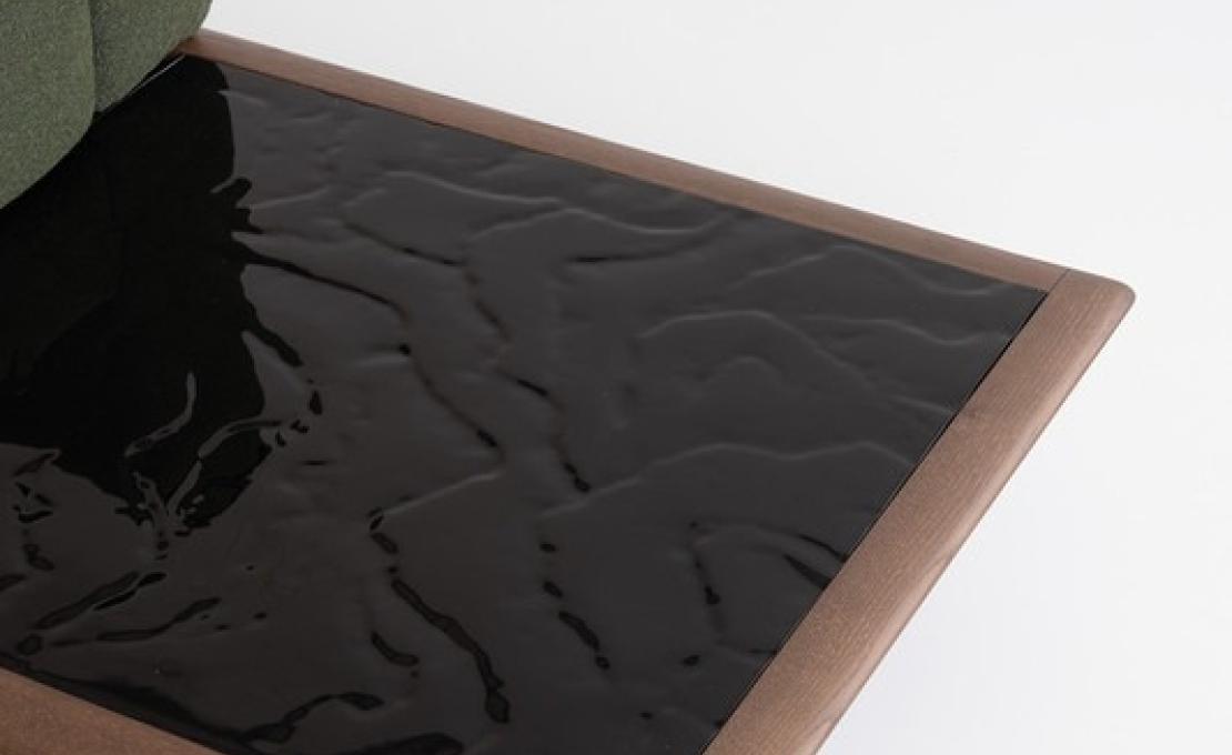 Диван от фабрики Potocco модель GRAPHIC SOFA-955/DT