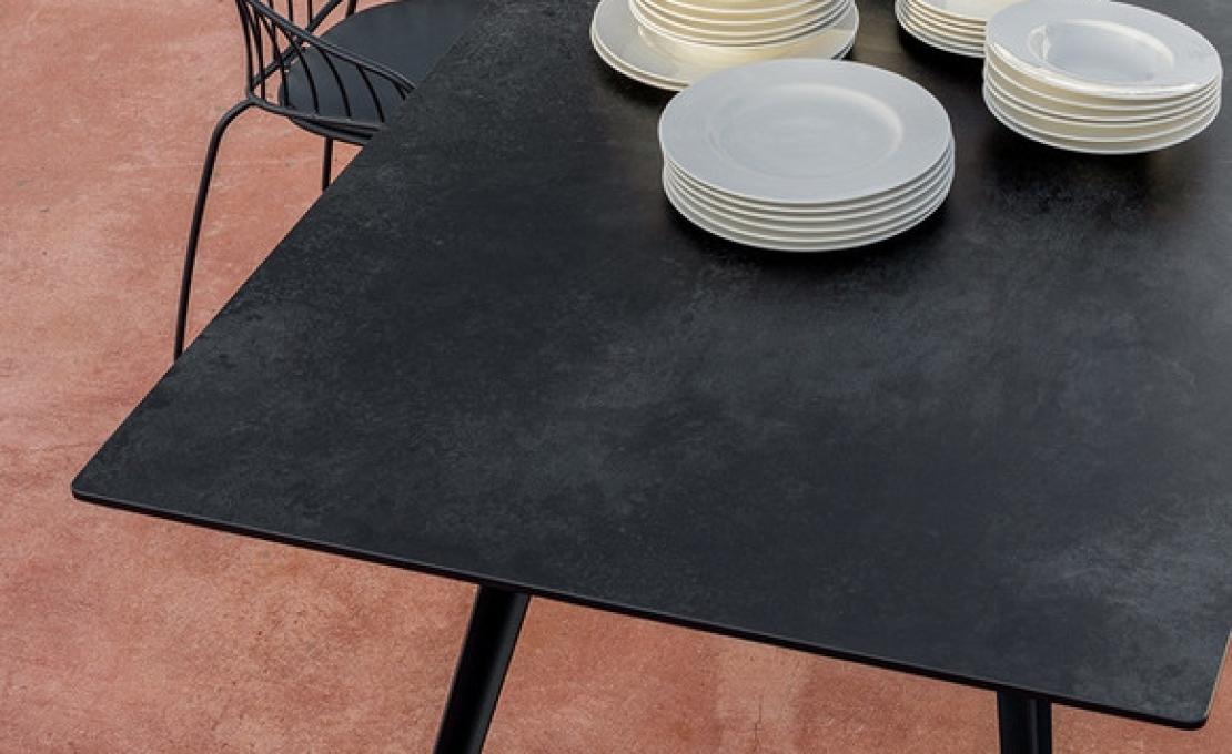 Стол от фабрики Potocco модель KATANA OUTDOOR TABLR