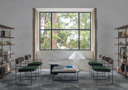 Кресло от фабрики Potocco модель 922/LMB