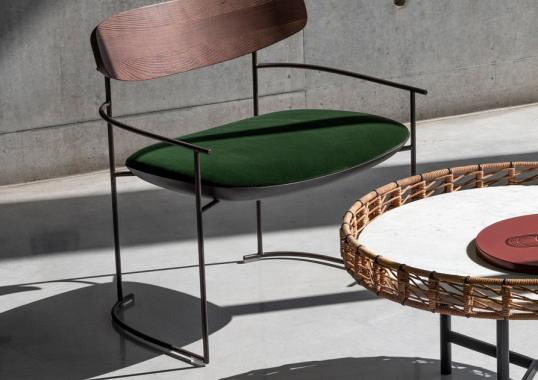 Кресло от фабрики Potocco модель 922/LMB