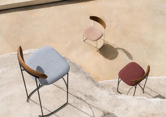 Уличный барный стул от фабрики Potocco модель KEEL LIGHT OUTDOOR 