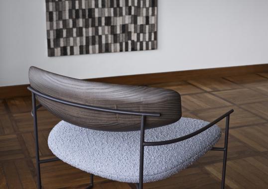 Кресло от фабрики Potocco модель 922/L Keel Arm