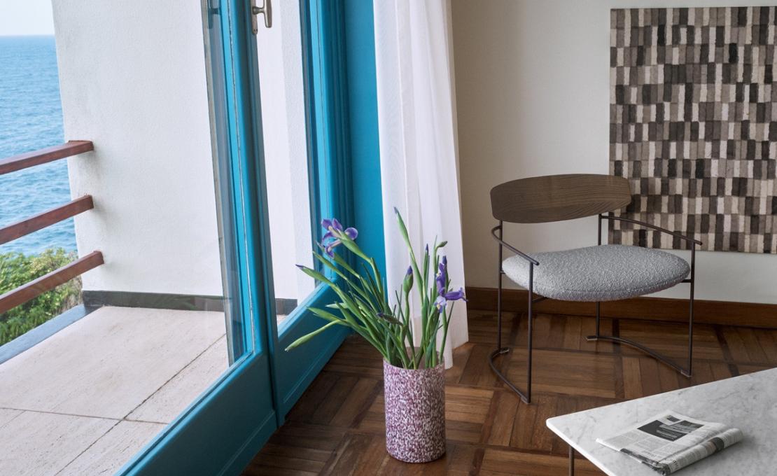 Кресло от фабрики Potocco модель 922/L Keel Arm