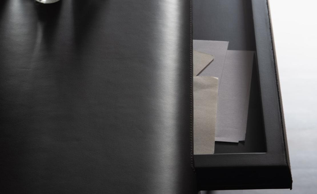 Письменный стол от фабрики Potocco модель 730/SCR