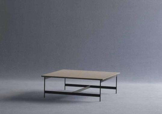 Уличный стол от фабрики Potocco модель LITTLE T OUTDOOR COOFFEE TABLE