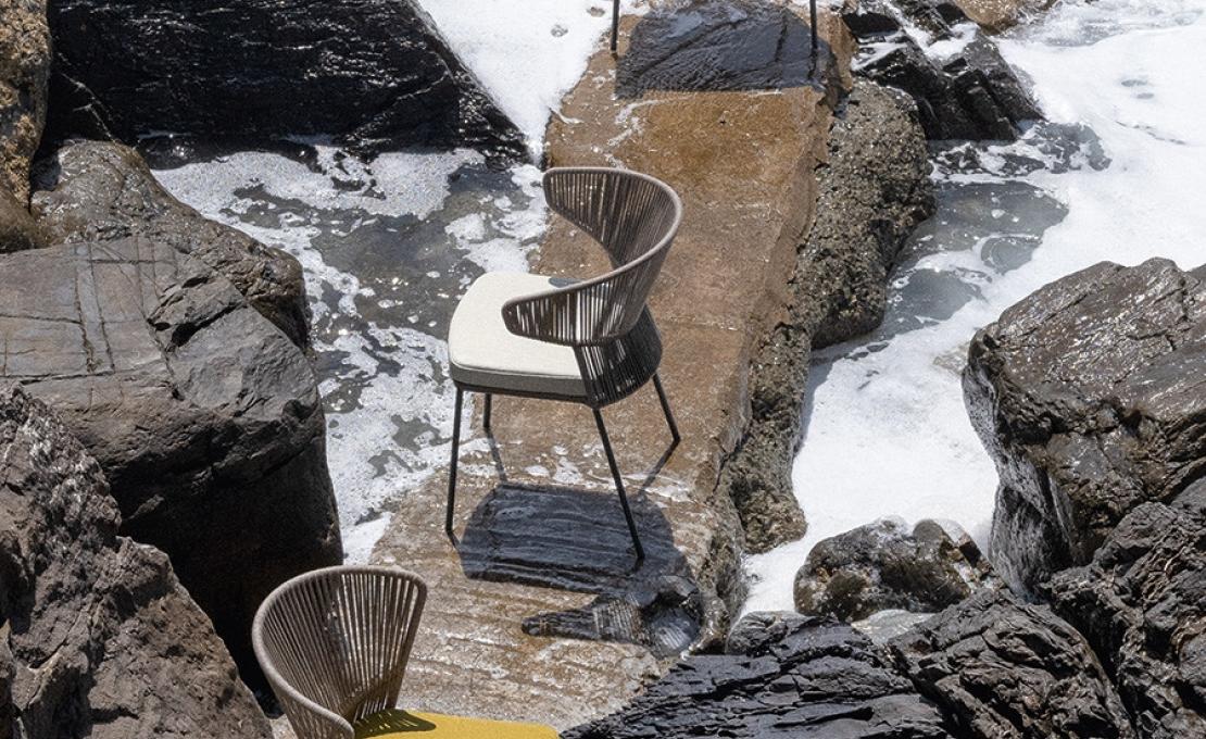 Уличное кресло от фабрики Potocco модель 923/P-IMP