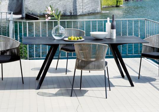 Уличное кресло от фабрики Potocco модель 923/P Ola Poltroncina