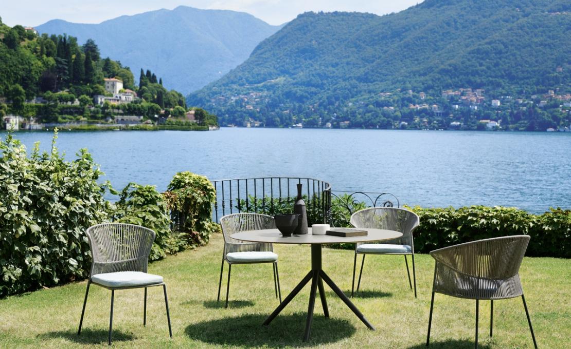 Уличное кресло от фабрики Potocco модель 923/P Ola Poltroncina