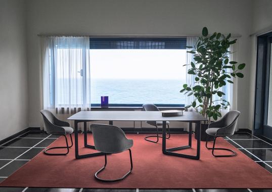 Стол от фабрики Potocco модель OPUS TABLE