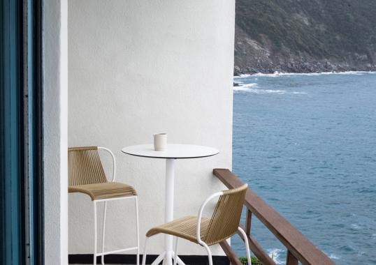 Уличный стол от фабрики Potocco модель OTX HIGH TABLE