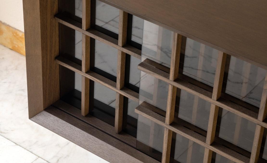 Сервант от фабрики Potocco модель 886/MB