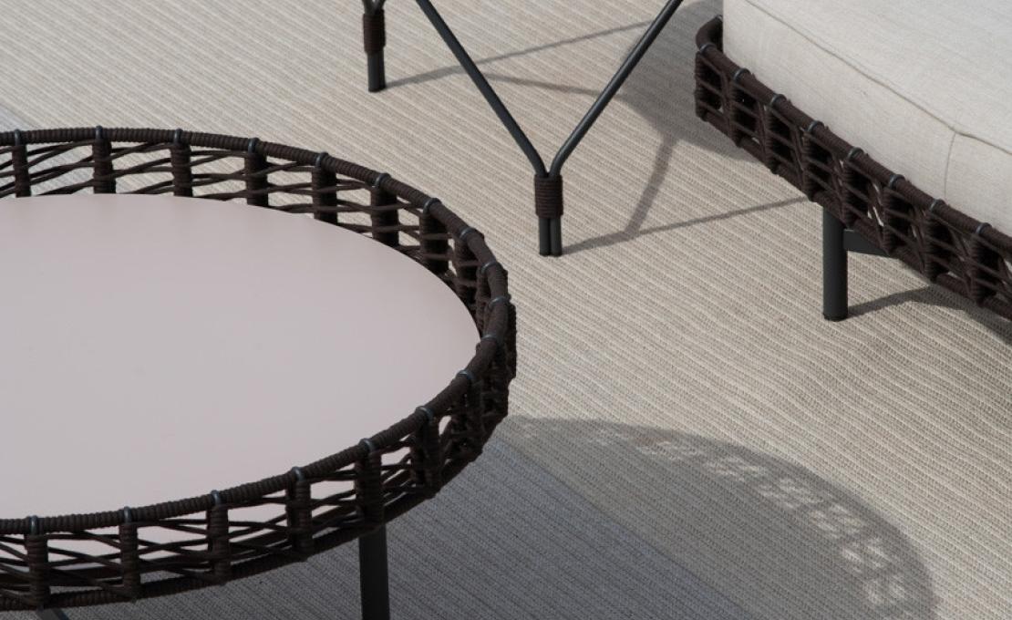 Журнальный столик от фабрики Potocco модель ROPU OUTDOOR 