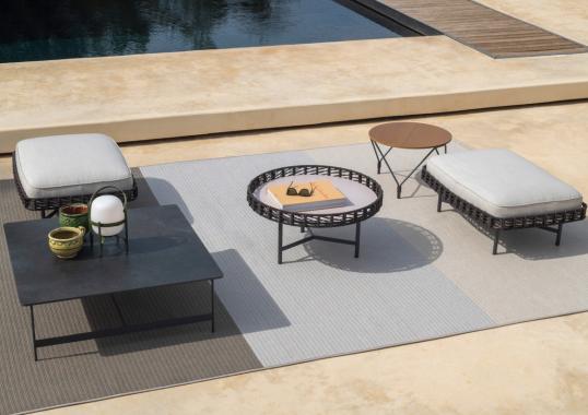 Уличный пуф от фабрики Potocco модель 888/CQR-OUT