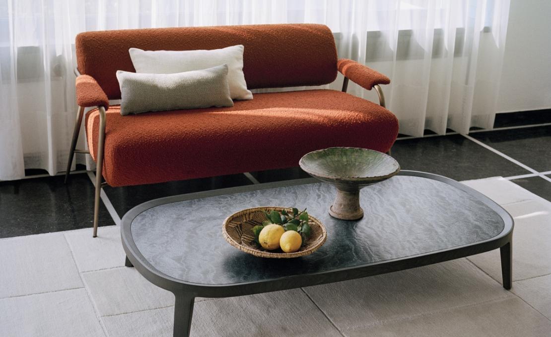 Журнальный столик от фабрики Potocco модель SPRING 