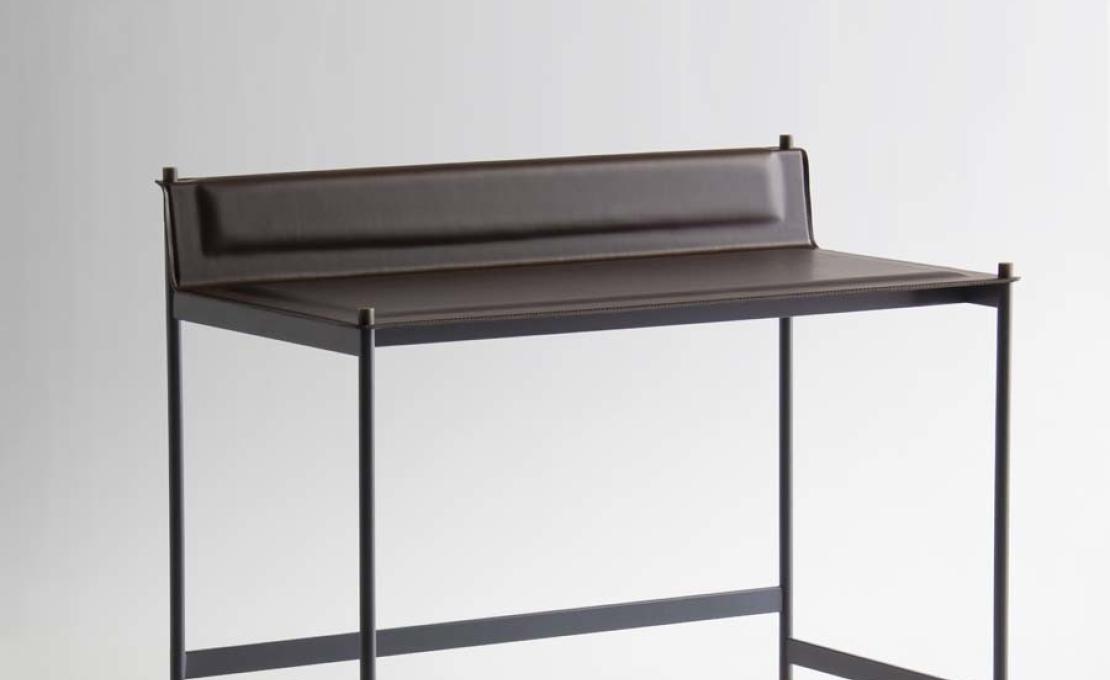 Письменный стол от фабрики Potocco модель 898/SCR